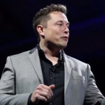 "Bạn có vai trò như thế nào đối với công ty?" - Bài học rút ra từ câu chuyện Elon Musk sa thải trợ lý gắn bó với anh 12 năm vì đòi tăng lương