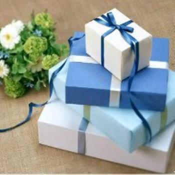 Chồng nên chọn quà gì phù hợp để tặng vợ bầu trong ngày 20- 10