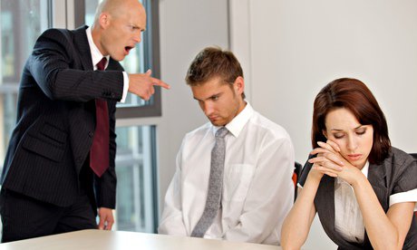 
                        Phải làm gì khi mối quan hệ giữa nhân viên và sếp căng thẳng?
                     2