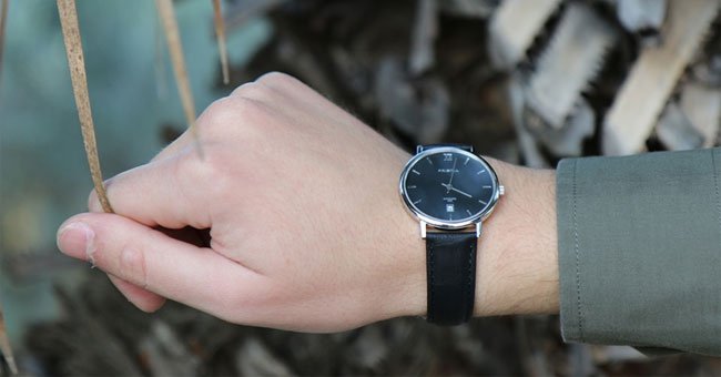 
                        Bạn đã biết cách đeo đồng hồ sao cho đẹp chưa?
                     0