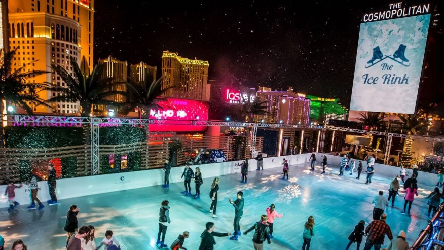 
                        Đây mới là 8 khách sạn có sân trượt băng tại chỗ ấn tượng nhất thế giới
                     1