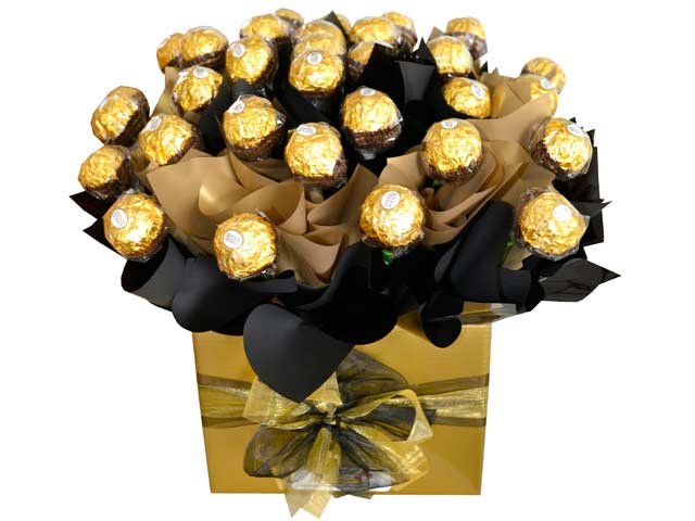 
                        Cách làm chậu hoa chocolate lãng mạn tặng bạn gái nhân ngày 20 – 10
                     6