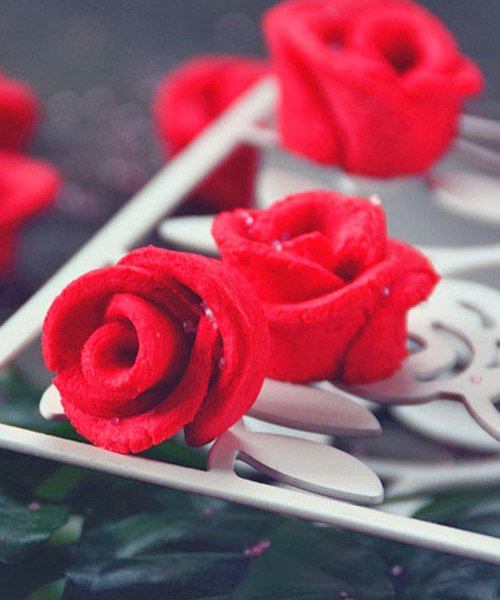 
                        Cách làm bánh quy hoa hồng đơn giản và cực ngon cho ngày Phụ nữ Việt Nam 20 – 10
                     6