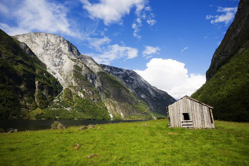 
                        30 cảnh đẹp thiên nhiên khiến bạn phải đến Na Uy một lần trong đời
                     13
