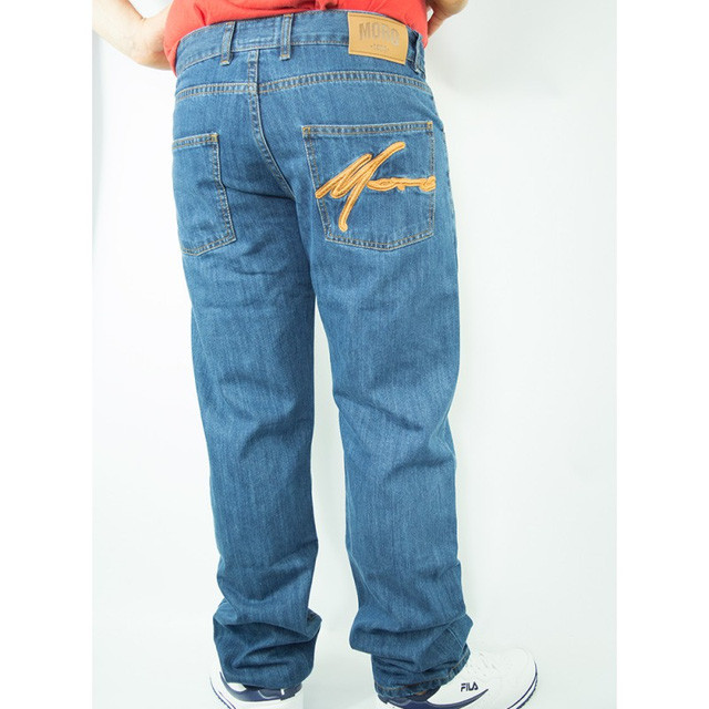 
                        Bí quyết chọn quần  jeans cho quý ông “bụng bự”
                     4