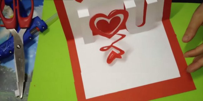 
                        Làm thiệp nổi 3D dành tặng người yêu trong ngày Valentine
                     3