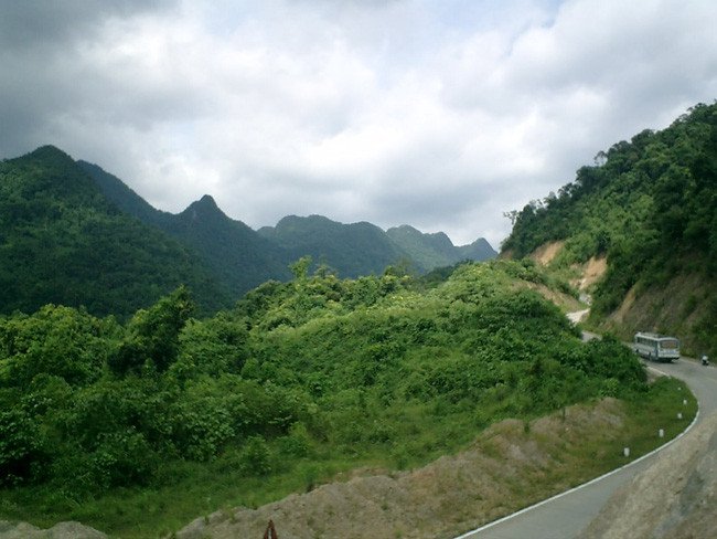 
                        Những địa danh nổi tiếng ở Việt Nam xuất hiện trong phim "Kong: Skull Island"
                     16