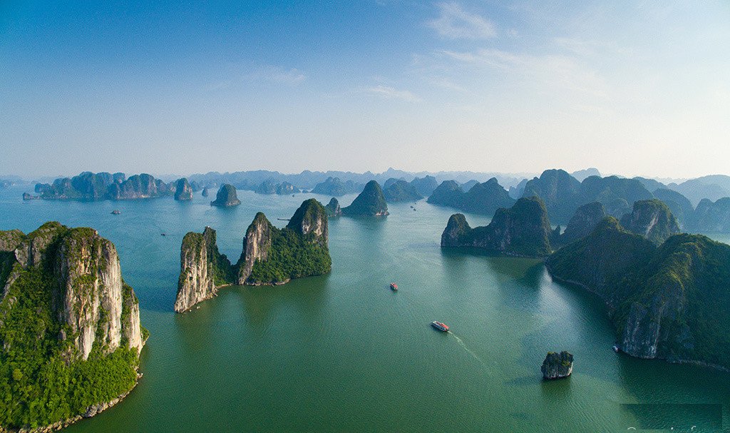 
                        Những địa danh nổi tiếng ở Việt Nam xuất hiện trong phim "Kong: Skull Island"
                     21