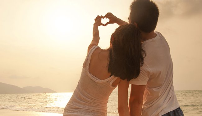 
                        Tại sao khi yêu bạn lại cảm thấy vui vẻ và sống khỏe mạnh hơn?
                     9