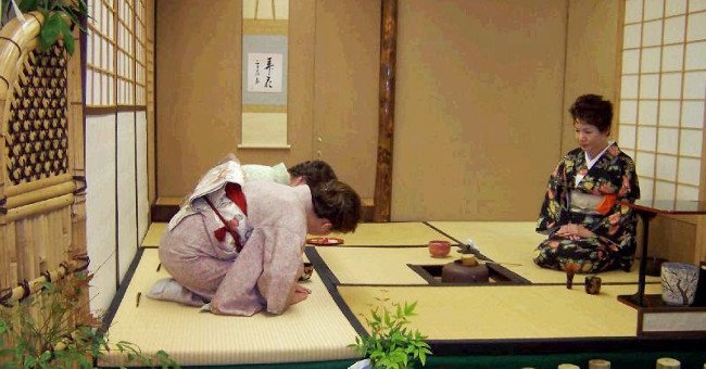 
                        Học cách khiêm nhường trong nghệ thuật thưởng thức trà đạo của người Nhật
                     0