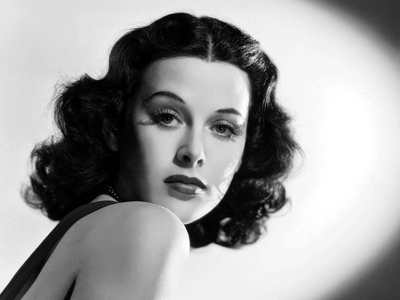Hedy Lamarr là ai trên google tìm kiếm ? 1
