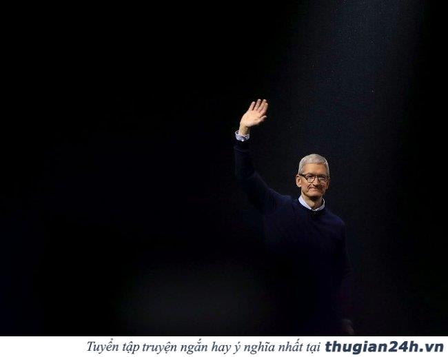 Một ngày làm việc bình thường của CEO Tim Cook - người đàn ông quyền lực đứng sau chiếc iPhone X giá nghìn USD 8