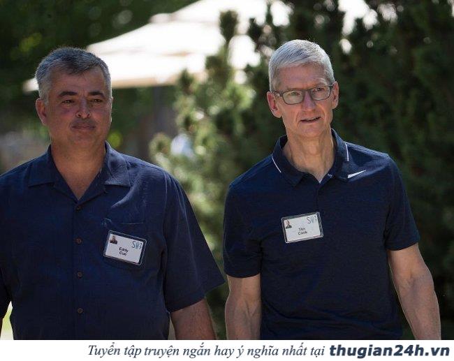 Một ngày làm việc bình thường của CEO Tim Cook - người đàn ông quyền lực đứng sau chiếc iPhone X giá nghìn USD 10